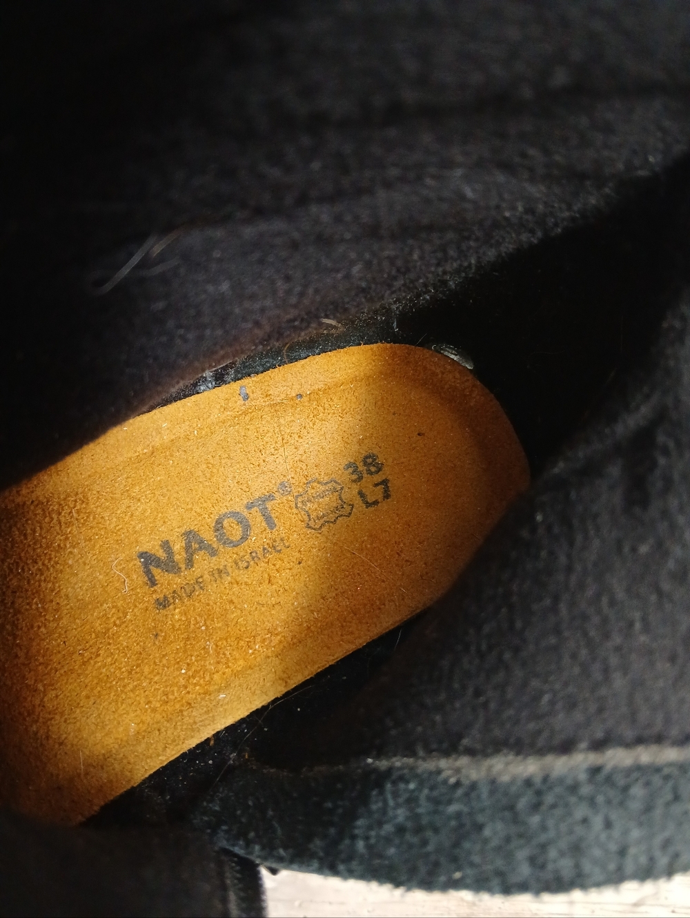 NAOT Modesto Leather Scrunch Ankle Boots Size 38 (7-7.5) Black - Picture 8 of 12